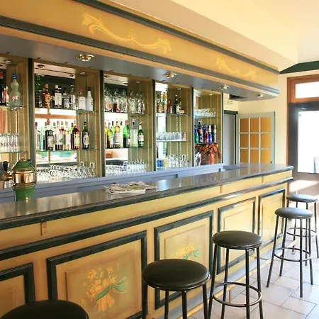Hotel Le Helene Sainte-Helene-sur-Isere