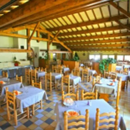 Le Hélène 2* Sainte-Helene-sur-Isere