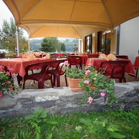 Le Helene 2* Sainte-Helene-sur-Isere